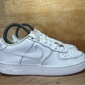 Nike Air Force 1 One Womens Size 5.5 (4Y) Shoes Sneakers Triple
White DH2920-111